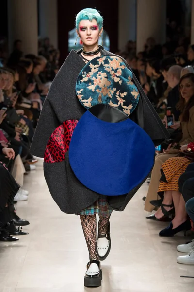 Look 23